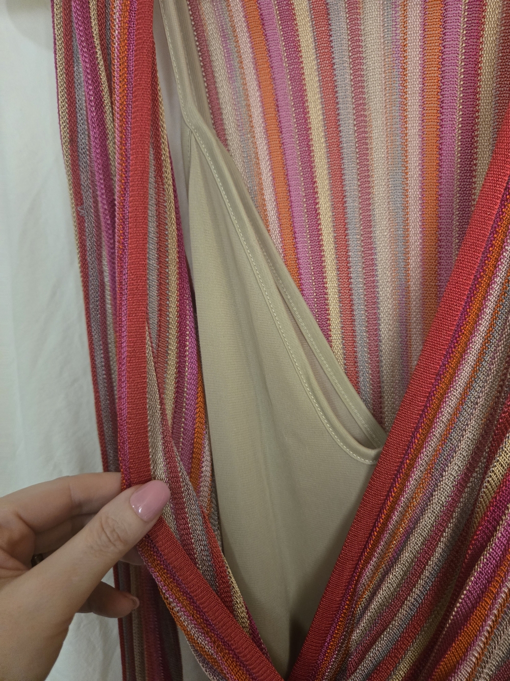 ⭐Missoni Striped V-Neck Sleeveless Dress in Pink, Red, Tan 4 - Picture 8 of 16
